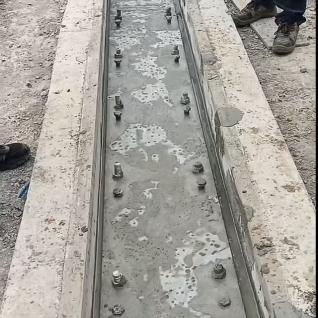 福泉港口码头起重机龙门吊重型机械设备稳固用早强快凝轨道胶泥